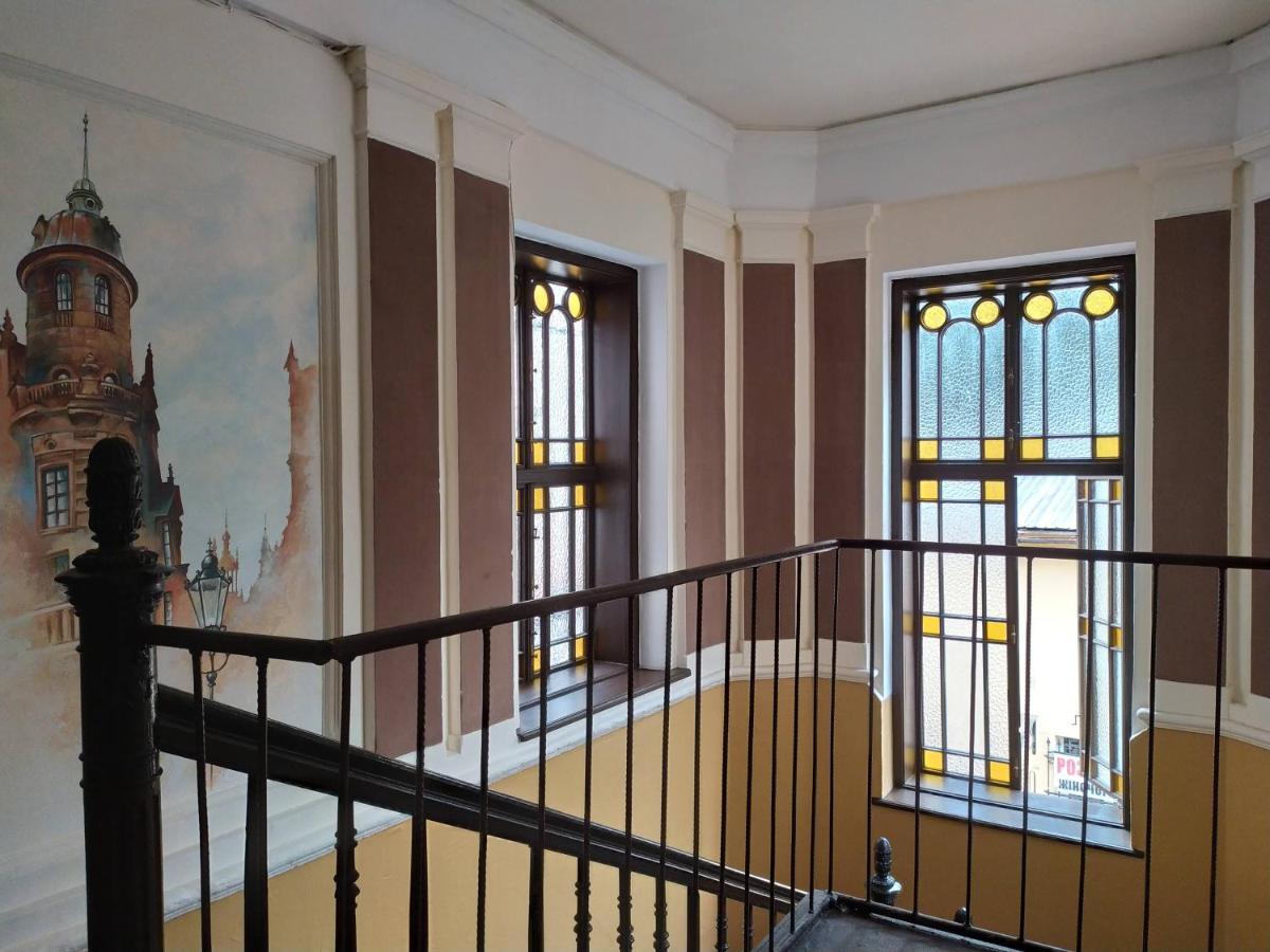 Двоповерхові Апартаменти Мілена У Центрі З Балконом, Кондиціонером Та Паркінгом Львов Экстерьер фото